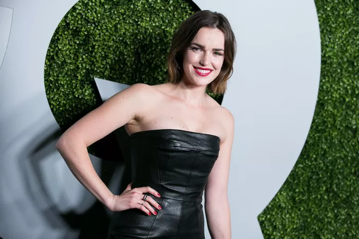 Elizabeth Henstridge